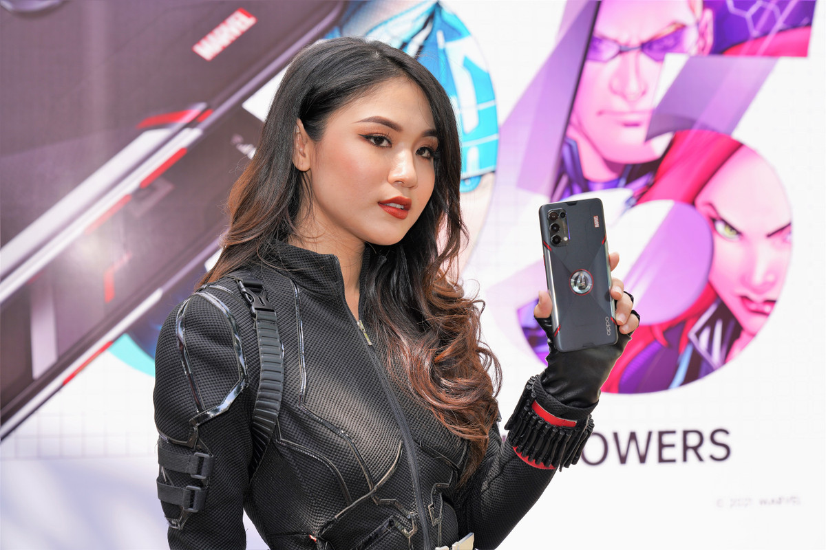  Reno 5 Marvel Edition ra mắt tại Việt Nam vào ngày 29/3, mở bán từ ngày 3/4, giá 9,7 triệu đồng. Thiết kế của máy được lấy cảm hứng từ trang phục lượng tử của các siêu anh hùng mặc trong phim Avengers: Endgame. Ở giữa mặt lưng có biểu tượng chữ A đặt trên nền chiếc khiên Captain America.