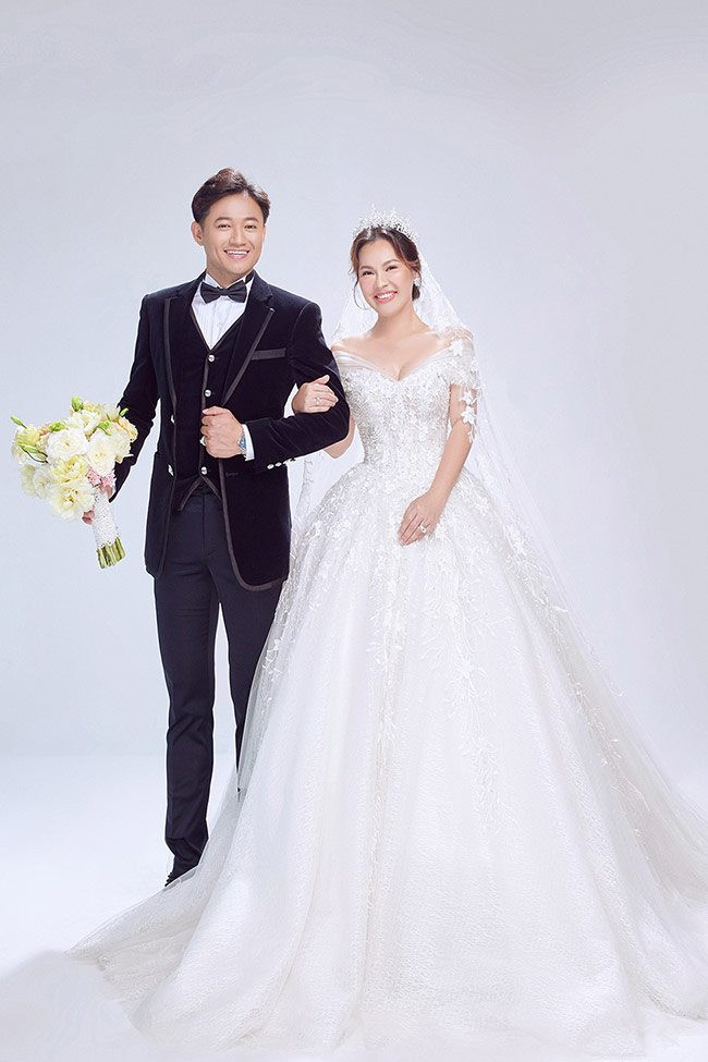 Vợ đại gia của các sao nam trong showbiz tài giỏi và giàu có cỡ nào? Vo dai gia cua cac sao nam trong showbiz tai gioi va giau co co nao?