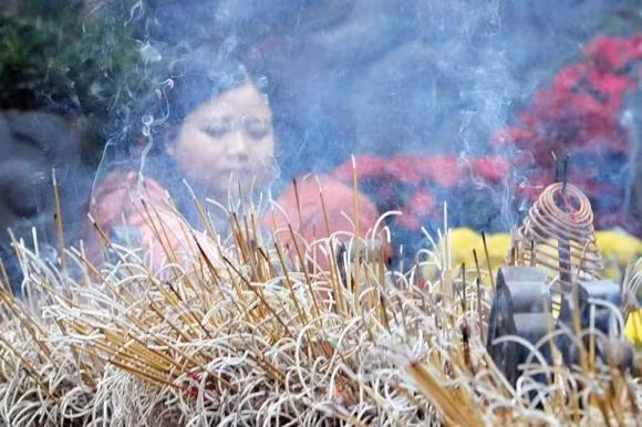 Ram thang Gieng tranh cung thu nay keo kho giau-Hinh-2