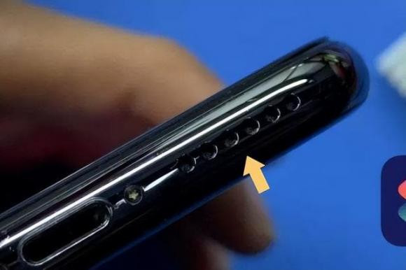 Lam the nao de lam sach bui ban trong lo dien thoai?-Hinh-2