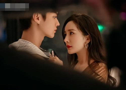 Duong Mich gia nua, bi che giong 'me' cua Hua Khai tren phim moi