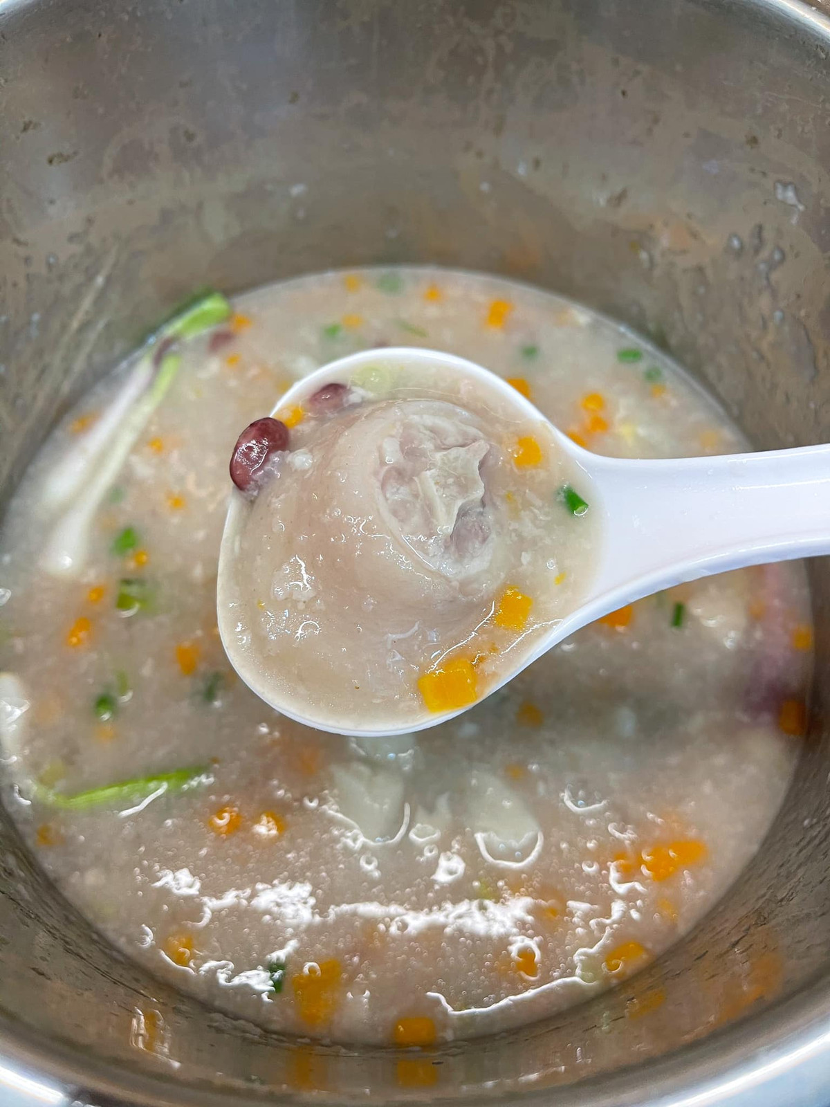 Nấu cháo cực bổ dưỡng, quý giá từ hai nguyên liệu “trên giời, dưới đất” - Hình 3 Nau chao cuc bo duong, quy gia tu hai nguyen lieu “tren gioi, duoi dat”-Hinh-3