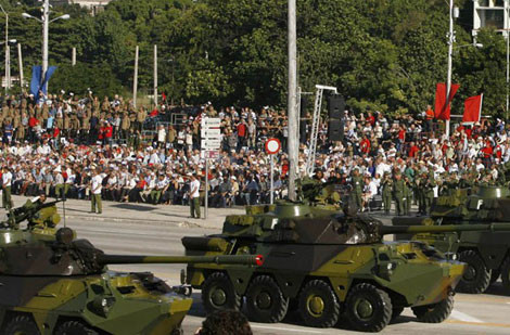 Pháo tự hành diệt tăng BTR-60PB "bất đắc dĩ". Pháo tự hành diệt tăng BTR-60PB "bất đắc dĩ".