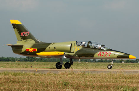 Máy bay huấn luyện chiến đấu 2 chỗ ngồi L-39 của Không quân Nhân dân Việt Nam.