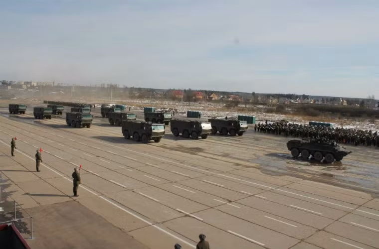 Đây là lần đầu tiên Typhoon-K được tham gia cuộc duyệt binh này.