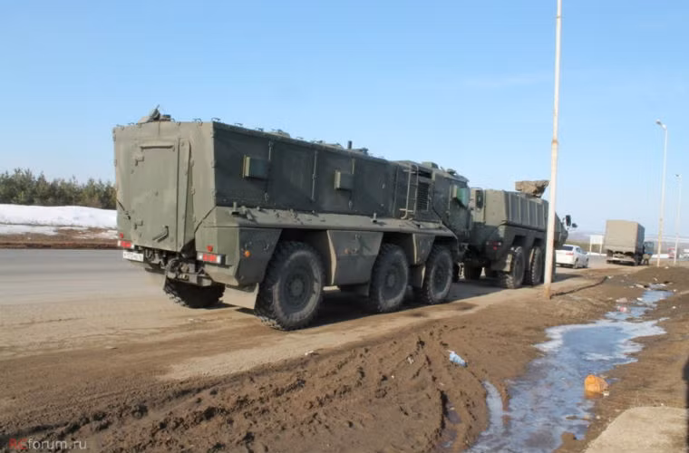 Hiện nay, Typhoon-K đã được chuyển điến khu vực Moscow và đang tham gia tập luyện cho cuộc diễu binh.