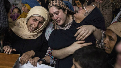 Những bà mẹ người Pakistan khóc thương những đứa con thiệt mạng của mình