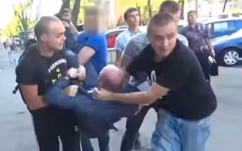 Những người tham gia phong trào thường là người của Right Sector.