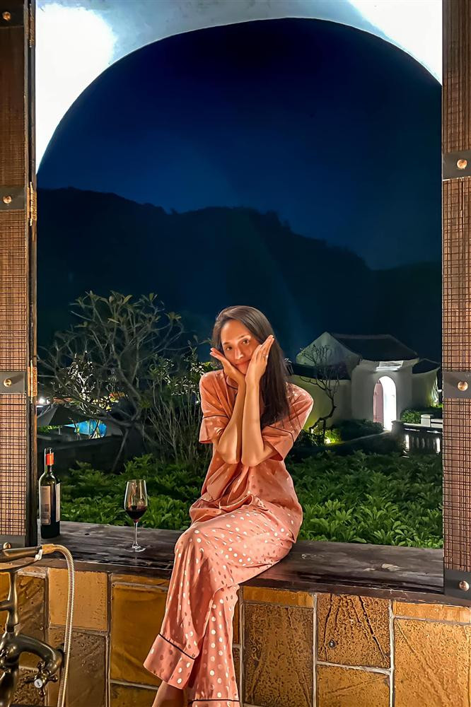 1001 ly do khien sao Viet bi lap group anti, tay chay kich liet-Hinh-2