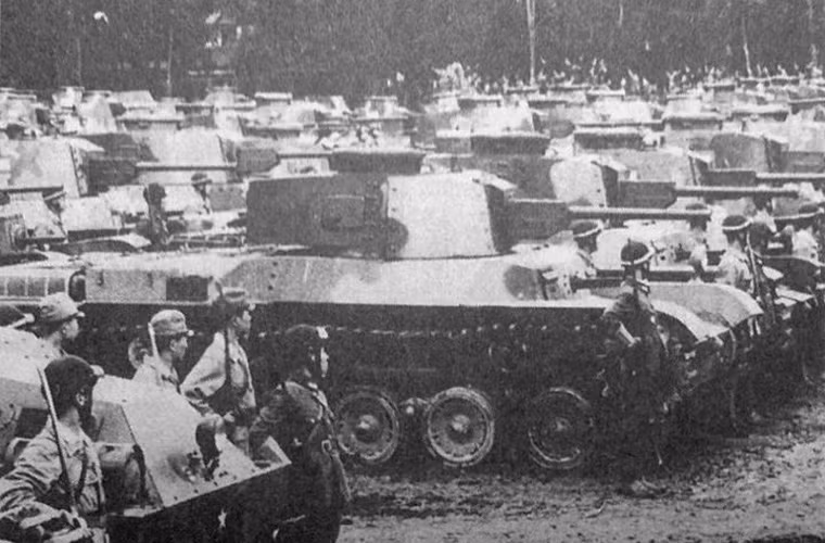 Sau năm 1941 (có lẽ từ khi chính thức gây chiến với Mỹ), Nhật Bản khi đó nhanh chóng nhận ra rằng xe tăng hạng trung Type 97 Chi-Ha không phải là đối thủ với tăng M4 Sherman của Mỹ. Vì vậy, các kĩ sư nước này nhanh chóng phát triển biến thể nâng cấp mới mang tên Type 1 Chi-He. Thiết kế này nặng 17 tấn, bọc giáp dày từ 8-50mm, trang bị pháo 47mm cùng 2 súng máy 7,7mm, tốc độ 44 km/h. Đáng lẽ việc sản xuất phải thực hiện từ năm 1941, nhưng do thiếu thép (vì phải tập trung chế tạo tàu chiến) nên việc chế tạo phải dời tới năm 1943, tổng cộng chỉ có 170 chiếc Type 1 ra đời. Quá ít để tạo ra bất kỳ điều gì ảnh hưởng tới cục diện chiến trường.