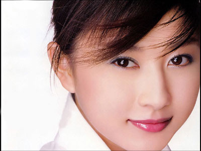 Hình dáng khuôn mặt của phụ nữ vô cùng phong phú, xấu đẹp đều có. Việc lấy vợ được coi là một bước ngoặt quan trọng trong đời người, được ví như công trình xây tòa nhà 50 tầng, cần phải có nền móng tốt thì mới phát triển bền vững.