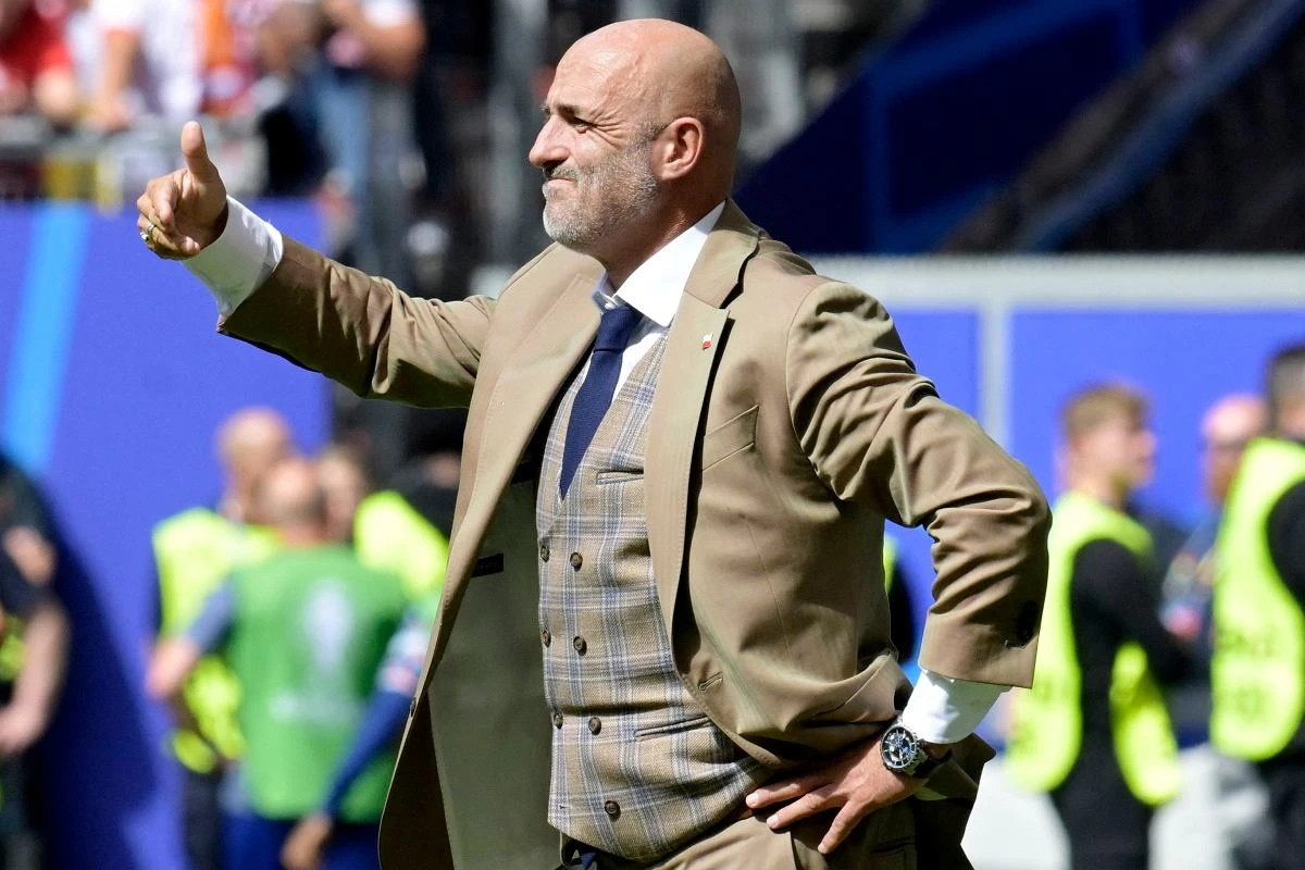 Xem cac nha cam quan chau Au 