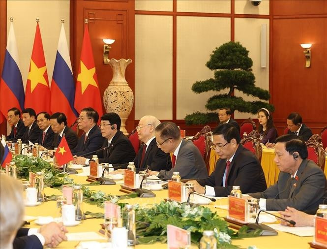 Tong Bi thu Nguyen Phu Trong hoi dam voi Tong thong Nga Putin-Hinh-7