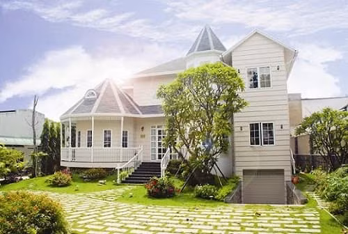 br/> Cây dương: Cây dương ngày trước là một loại cây tương đối phổ biến ở nông thôn, vì âm thanh khi có gió thổi qua giống như tiếng ai vỗ tay nên còn được gọi là “tiếng vỗ tay ma”. 