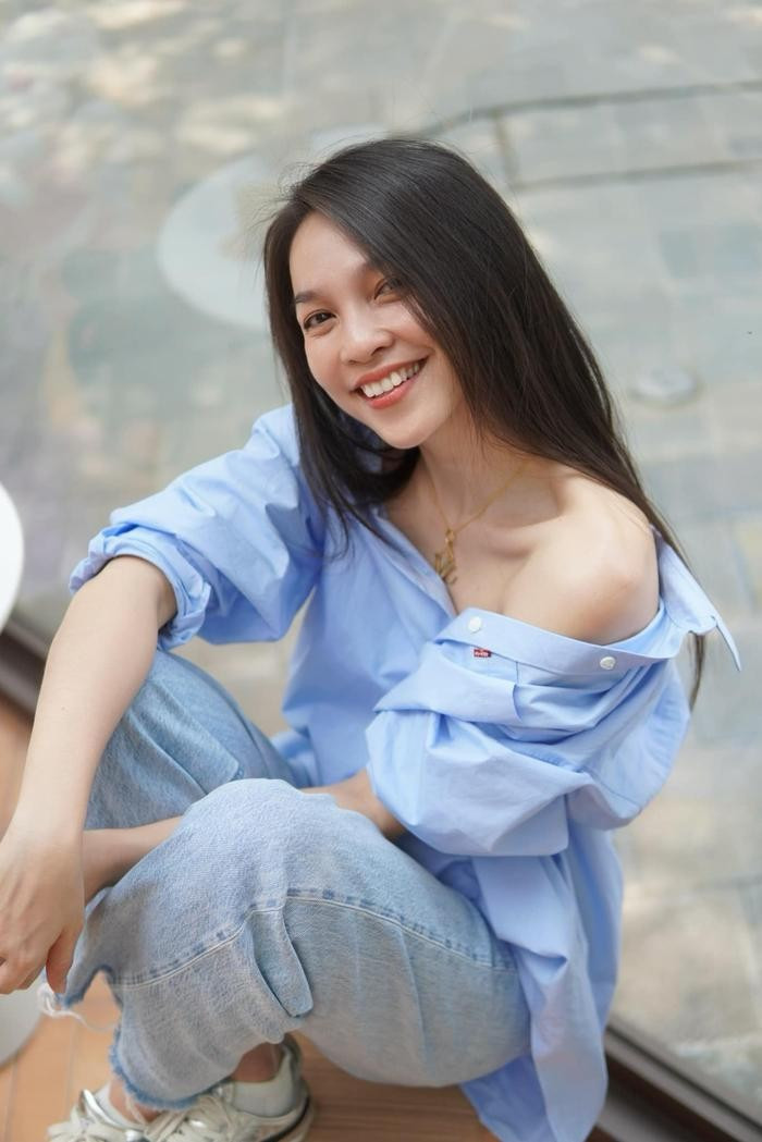 Nhan sắc của Hiền Thục ở tuổi 43 khiến nhiều người ngưỡng mộ - Hình 3 Nhan sac cua Hien Thuc o tuoi 43 khien nhieu nguoi nguong mo-Hinh-3