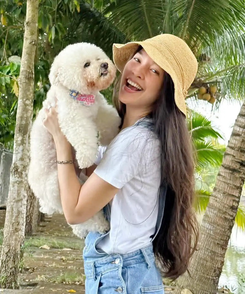 Nhan sắc của Hiền Thục ở tuổi 43 khiến nhiều người ngưỡng mộ - Hình 8 Nhan sac cua Hien Thuc o tuoi 43 khien nhieu nguoi nguong mo-Hinh-8