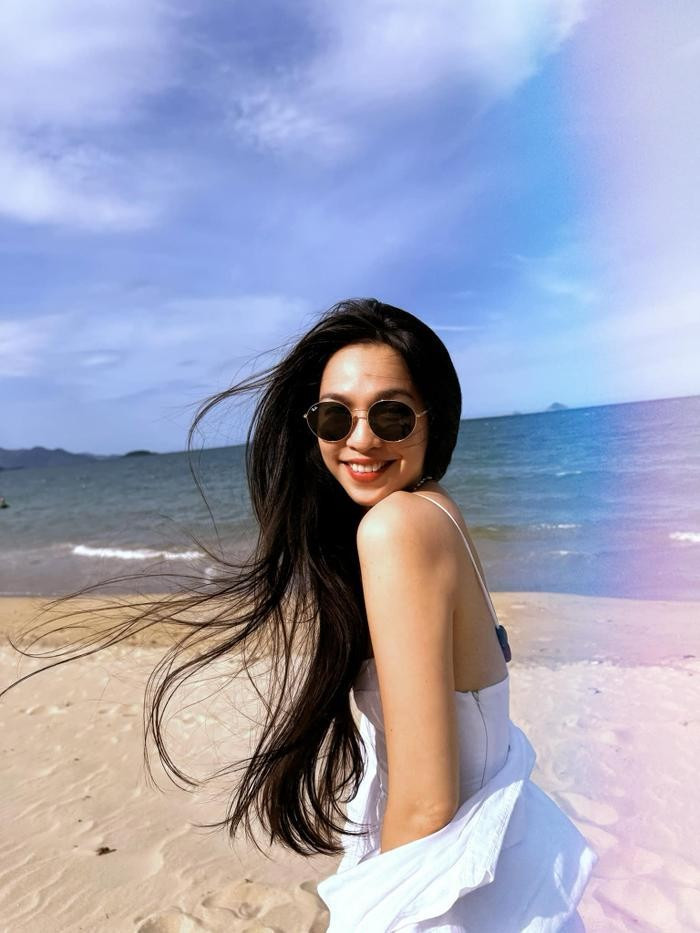 Nhan sắc của Hiền Thục ở tuổi 43 khiến nhiều người ngưỡng mộ - Hình 6 Nhan sac cua Hien Thuc o tuoi 43 khien nhieu nguoi nguong mo-Hinh-6