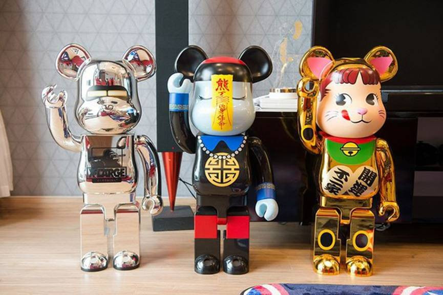 Trước khi rao bán căn hộ này, Huyền My từng gây ấn tượng với căn hộ khác cạnh nhà bố mẹ, với lối trang trí nội thất có gu thẩm mỹ tốt và cá tính riêng trong cách bài trí căn hộ của riêng mình. Đây là một thú vui 'gây sốt' trong giới trẻ.