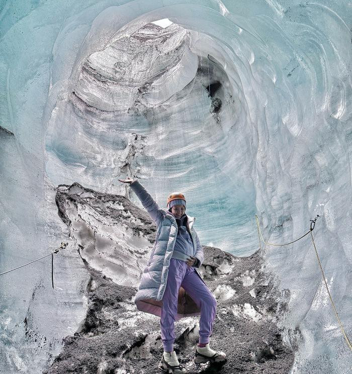 Lý giải về việc bầu bí nhưng vẫn xinh xắn và thon gọn, Tuyết Nhi không ngại giấu giếm mà thẳng thắn tiết lộ là do cơ địa. Dù cô nàng đã ăn rất nhiều, nhưng dường như mọi thứ đều dành hết cho con chứ không cho mẹ. "Mình trộm vía bầu bí rất thoải mái, không ốm nghén cũng không gặp khó khăn gì. Đến hiện tại hành trình đều suôn sẻ”, mỹ nhân gốc An Giang chia sẻ.