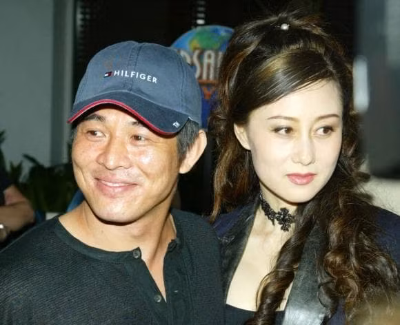 Vo Ly Lien Kiet dep den muc nao ma khien dan ong dien dao-Hinh-8