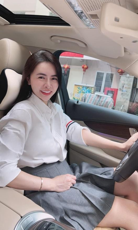 'Co osin ba dao khoe nhan sac rang ngoi khac han tren phim-Hinh-6