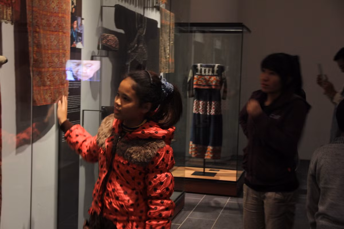 Gian trưng bày thu hút rất nhiều khách du lịch nước ngoài và cả những bạn trẻ Việt Nam muốn tìm hiểu, mở rộng kiến thức về văn hóa, những nét đặc trưng của các dân tộc vùng Đông Nam Á.