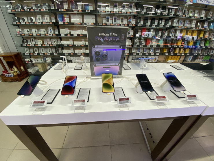 Giá iPhone 14 giảm liên tục vẫn ế Gia iPhone 14 giam lien tuc van e