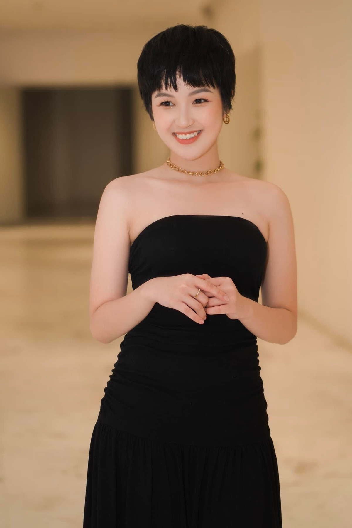 Thục Anh: Vui vì khán giả nhớ tới vai diễn “trà xanh“ - Hình 2 Thuc Anh: Vui vi khan gia nho toi vai dien “tra xanh“-Hinh-2