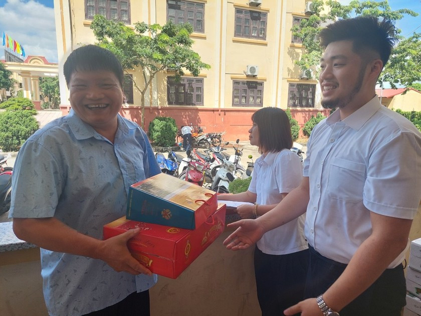 Tap doan Hanaka tri an cac gia dinh chinh sach-Hinh-4