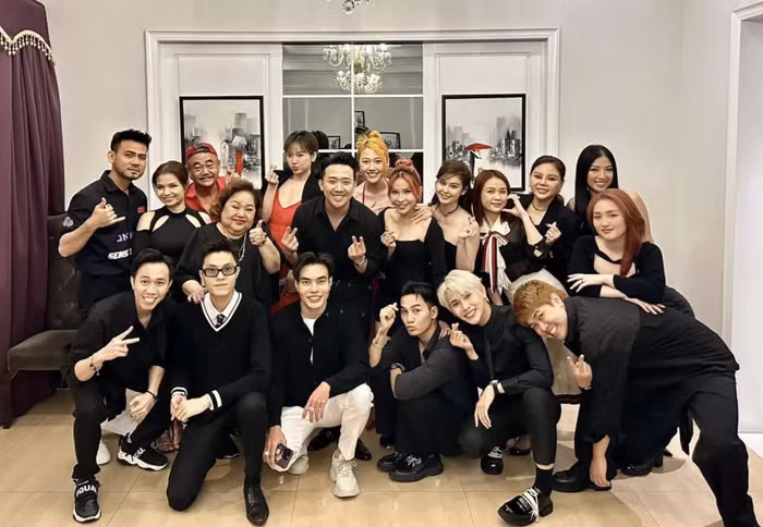 Hội bạn Cờ cá ngựa của Trấn Thành hiện ra sao? - Hình 6 Hoi ban Co ca ngua cua Tran Thanh hien ra sao?-Hinh-6