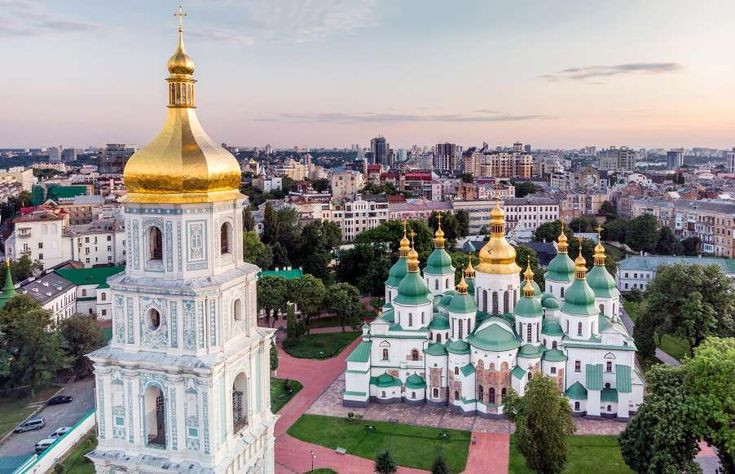 Vào năm 1990, nhà thờ Thánh Sophia đã trở thành địa điểm đầu tiên ở Ukraina được UNESCO công nhận là Di sản thế giới.