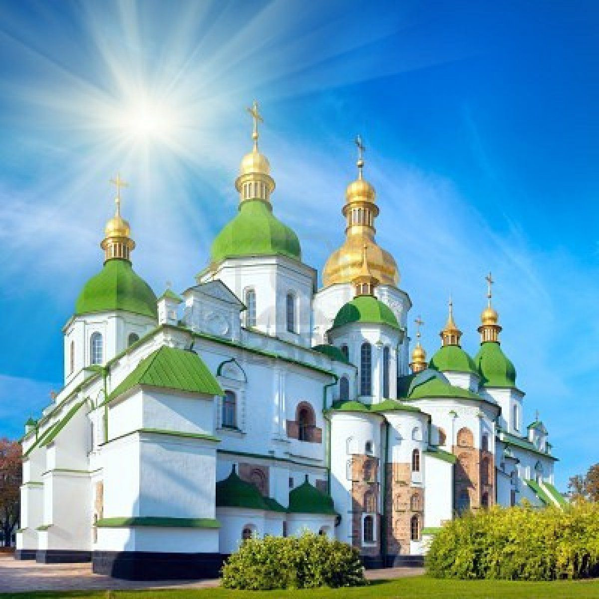 Tồn tại qua nhiều thế kỷ, nhà thờ là minh chứng cho sự hài hòa độc đáo của kiến trúc và thiên nhiên, kiến trúc và tinh thần quốc gia, trở thành một địa điểm quan trọng trong lịch sử phát triển của Kiev.