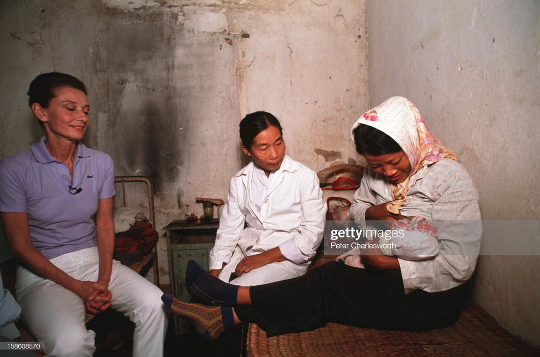 Bức ảnh này chụp tại trung tâm chăm sóc sức khỏe trẻ em do UNICEF tài trợ ở vùng nông thôn của thủ đô.