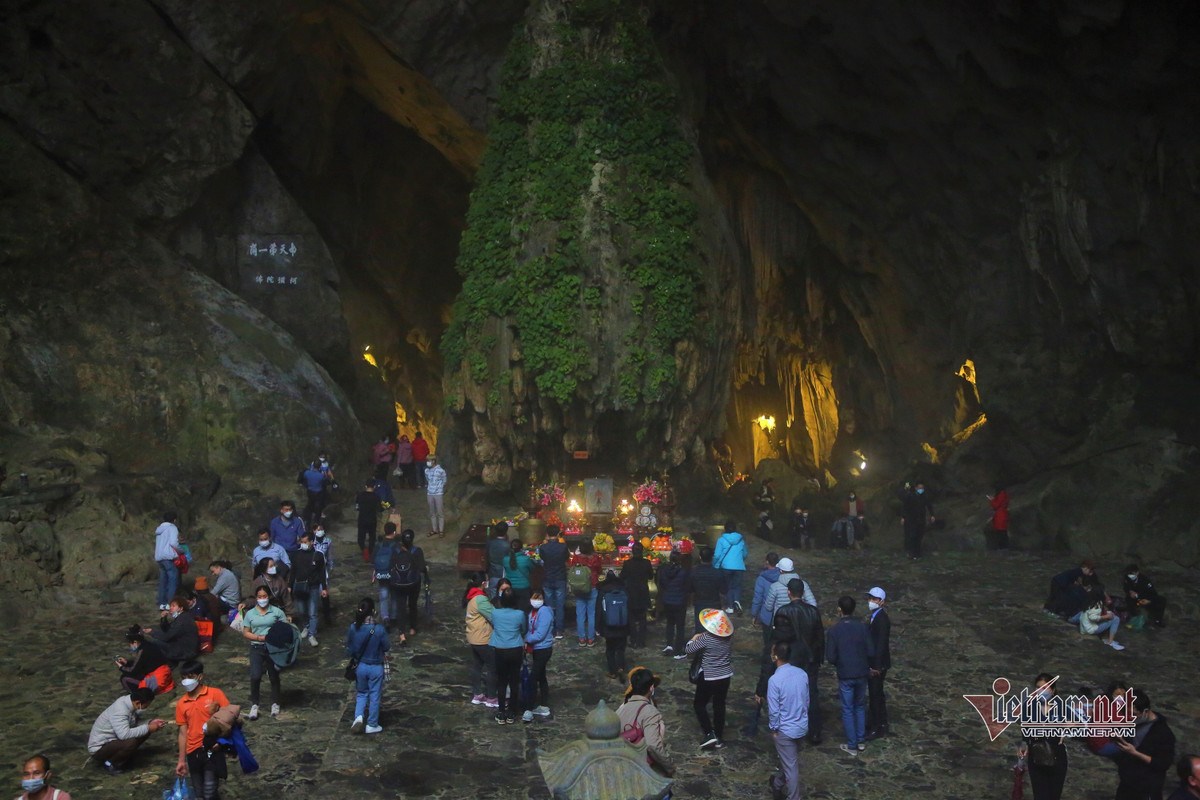 Nguoi dan chua Huong tat bat chuan bi don khach thap phuong-Hinh-3