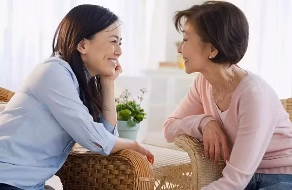 Muon biet me chong tot hay khong cu nhin thoi gian o cu