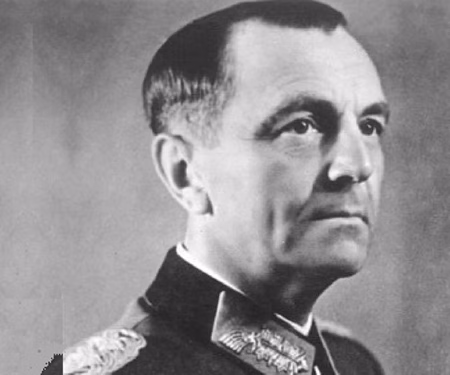 Sau khi trở về Cộng hòa Dân chủ Đức năm 1953, Paulus đã có một cuộc họp báo tại Berlin vào ngày 2/7/1954 với sự có mặt của các nhà báo phương Tây.