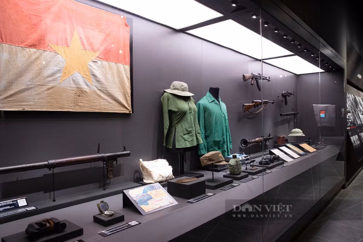 Với thiết kế hiện đại, nhiều công năng, du khách tới đây có nhiều không gian tham quan tương tác và trải nghiệm về cuộc đấu tranh giành độc lập dân tộc của Quân đội nhân dân Việt Nam từ khi nhà nước Văn Lang ra đời cho đến nay.