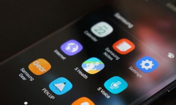 Mach ban thao tac cuc don gian de tat QC tren dien thoai Samsung-Hinh-2