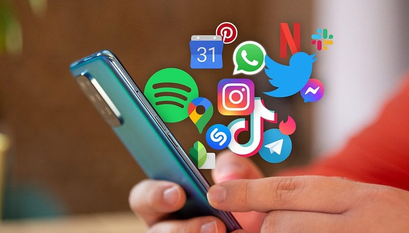 Sau đây là một số dấu hiệu bất thường cho thấy điện thoại có thể đã bị hack. Một trong những biểu hiện dễ nhận biết nhất của việc bị tấn công là sự xuất hiện của các ứng dụng lạ mà bạn không hề tải xuống. Đây có thể là phần mềm độc hại được cài đặt nhằm theo dõi hoặc lấy cắp dữ liệu của bạn. Ảnh: NextPot