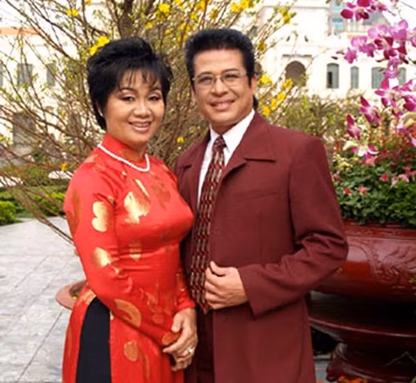 Mặc dù trước đó, anh từng có gia đình hạnh phúc với nghệ sĩ Xuân Hương.