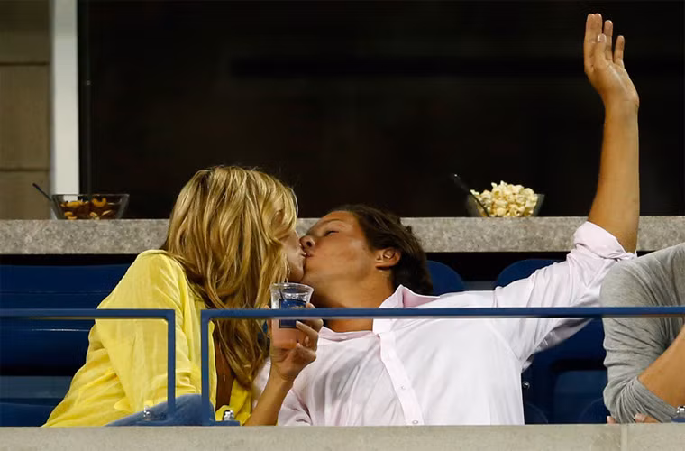 Mối tình của Heidi và Vito bắt đầu vài tháng sau khi cô chia tay bạn trai vệ sĩ Martin Kristen. Tháng 1/2012, Heidi kết thúc cuộc hôn nhân 7 năm với nam ca sĩ Seal.