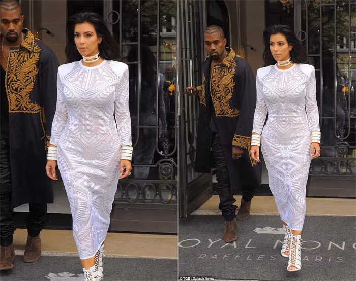 Kim Kardashian diện một thiết kế của Balmain để tới dự show thời trang của nhà tạo mẫu này.