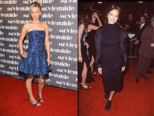Lần đầu bước trên thảm đỏ sự kiện năm 2007, Jennifer Lawrence thậm chí còn không biết cách tạo dáng sao cho đẹp. Jessica Alba như một con quạ đen trên thảm đỏ năm 1999.