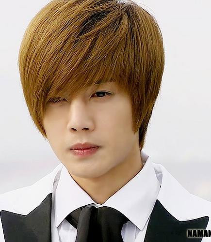 Ngôi sao Vườn sao băng bỗng thoát tội đánh bạn gái.