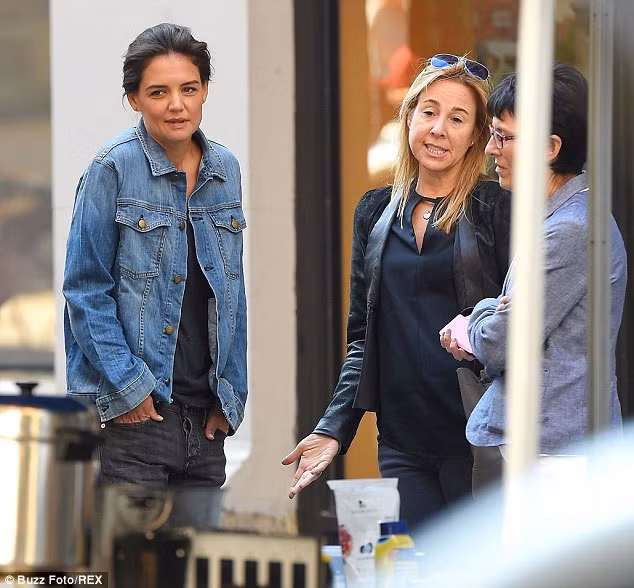 Katie Holmes chuẩn bị thử sức mình trong vai trò đạo diễn với bộ phim đầu tay All We Had.