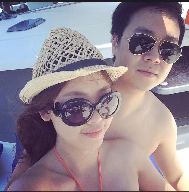 Lê Hiếu: Sau khi chia tay nữ ca sĩ Văn Mai Hương, Lê Hiếu nhanh chóng hẹn hò tình mới. Bạn gái mới của nam ca sĩ "Con đường màu xanh" tên là Linh Nhi, sinh năm 1995 và có ngoại hình khá ưa nhìn.