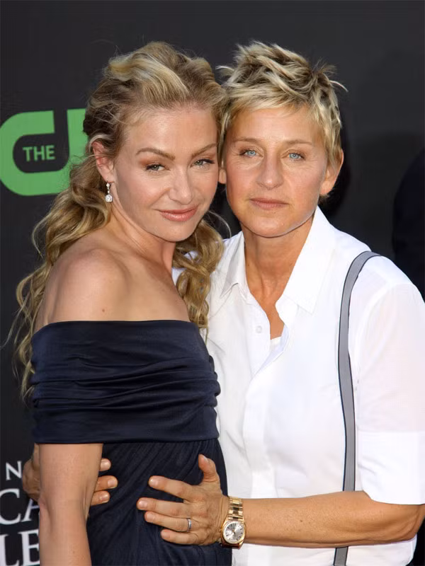 Ellen Degeneres và vợ Portia De Rossie..