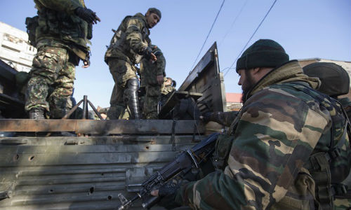 Binh sĩ ly khai ở miền đông Ukraine.