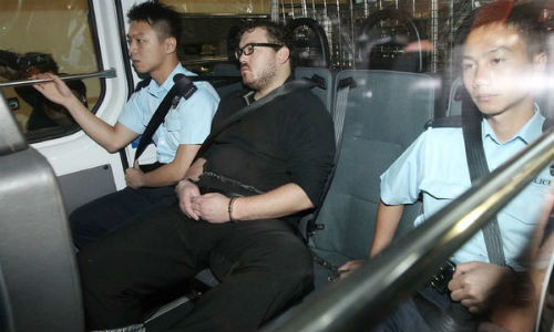 Ông Rurik George Caton Jutting quốc tịch Anh 29 tuổi bị bắt và ra tòa vì cáo buộc sát hại hai phụ nữ ở Hồng Kông.