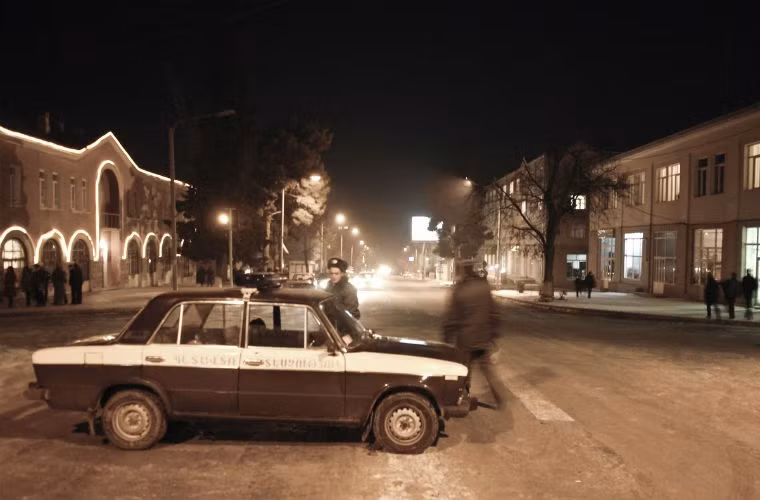 Cộng hòa Cộng hòa Nagorno Karabakh có đẩy đủ bộ máy chính quyền bao gồm một tổng thống dân bầu, nội các chính phủ, quốc hội và quân đội.